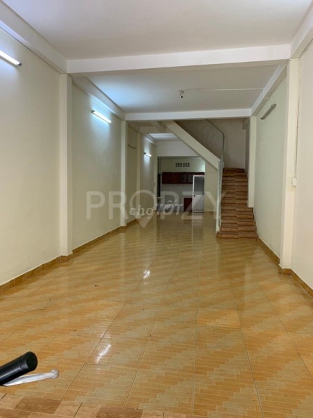 Đường Cộng Hoà, Quận Tân Bình cần cho thuê 2 tầng, dtsd 160m2, giá 16 triệu/tháng