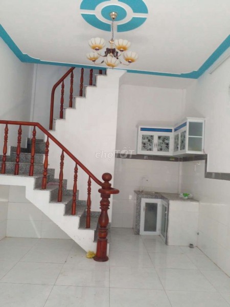 Chủ cho thuê nhà Quận 12, dtsd 40m2, 2 tầng, giá 3 triệu/tháng, lh 0364443195