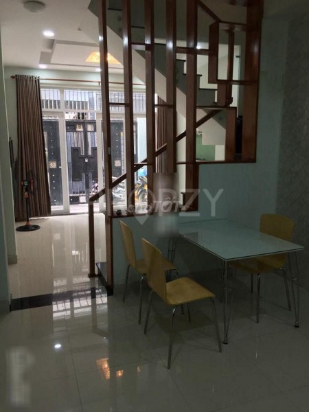 Hẻm Nguyễn Trường Tộ, Quận Phú Nhuận, dtsd 131m2, giá 17 triệu/tháng, khu an ninh