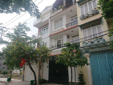 Khu dân cư Thủ Đức cần cho thuê nhà rộng 85m2, giá 18 triệu/tháng, lh 0899882445