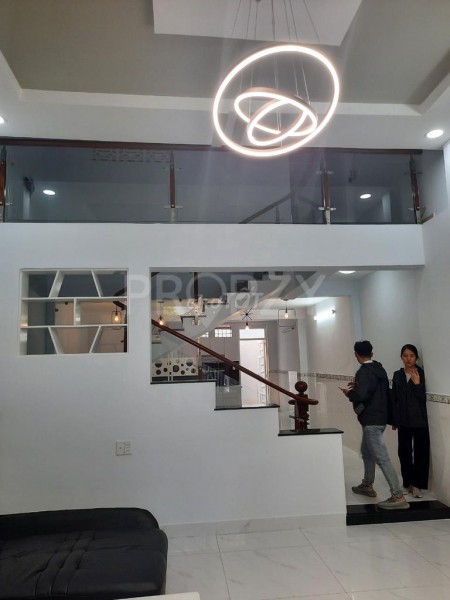 Nhà đường Cống Lỡ, Quận Tân Bình cần cho thuê giá 10 triệu/tháng, dtsd 96.6m2