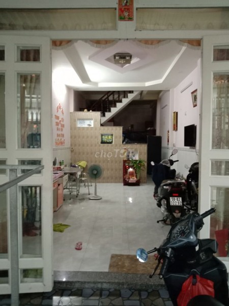 Cho thuê nhà như hình, ảnh thật Bình Chánh, dtsd 68m2, giá 5.5 triệu/tháng, lh 0938937461