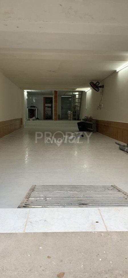 Nhà trống cần cho thuê Quận Bình Thạnh, dt 57.6m2, 2 tầng, giá 14 triệu/tháng, lh 0901886372