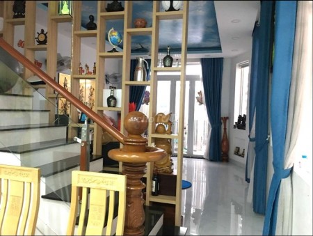 Đường Lê Văn Thịnh, Quận 2 cần cho thuê nguyên căn 87m2, 2 tầng, giá 14 triệu/tháng