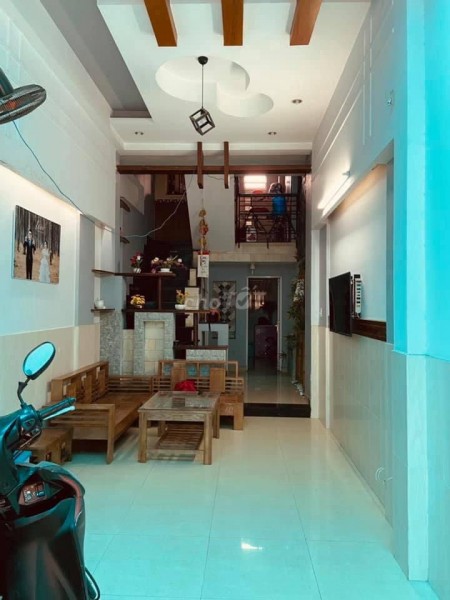 Hẻm xe hơi 37 đường số 4, Gò Vấp cần cho thuê nhà 37m2, giá 8.5 triệu/tháng, lhcc