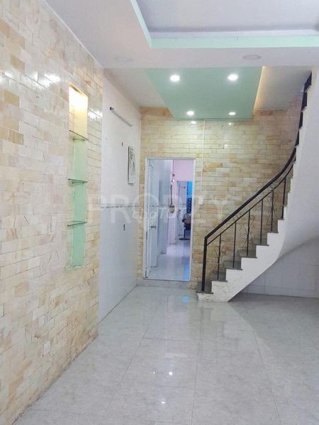 Hẻm Bạch Đằng, Quận Bình Thạnh cần cho thuê nhà dt 150m2, giá 14 triệu/tháng