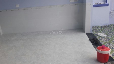 Trống nhà 250m2, hẻm Huỳnh Tấn Phát, Nhà Bè cần cho thuê nhà 250m2, giá 15 triệu/tháng