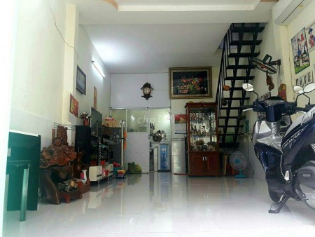 Chủ cho thuê nhanh nhà Bình Tân, dt 40m2, giá 6.5 triệu, hỗ trợ dịch 2 tháng giá rẻ