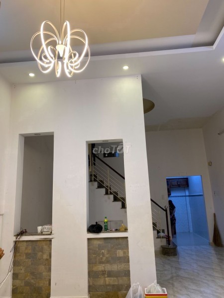 Cho thuê nhanh nguyên căn 60m2, 1 trệt, 1 lầu, giá 13 triệu/tháng, hẻm Âu Cơ, Tân Bình