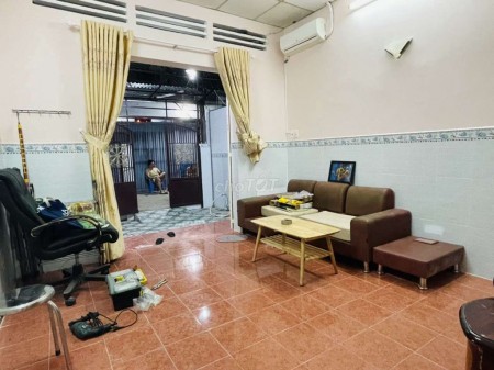 Nhà cấp 4 Quận 2 kiên cố còn mới cần cho thuê dt 80m2, giá 9 triệu/tháng, lh 0903161058