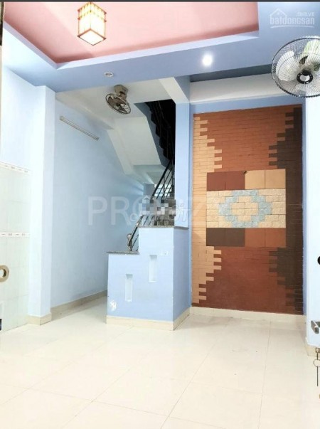 Nhà yên tĩnh cần cho thuê rộng 35m trung tâm Quận 10, giá 9 triệu, lh 0899938003