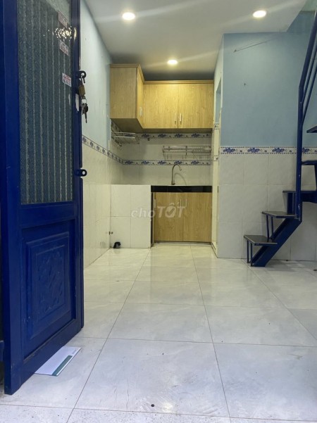 Nhà nguyên căn hẻm 156 Nguyễn Thị Thập, Quận 7 cần cho thuê giá 3.5 triệu/tháng, dt 15m2