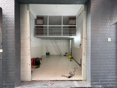 Chử Đồng Tử, Quận Tân Bình cần cho thuê nhà 30m2, 2 tầng đúc, giá 6 triệu/tháng