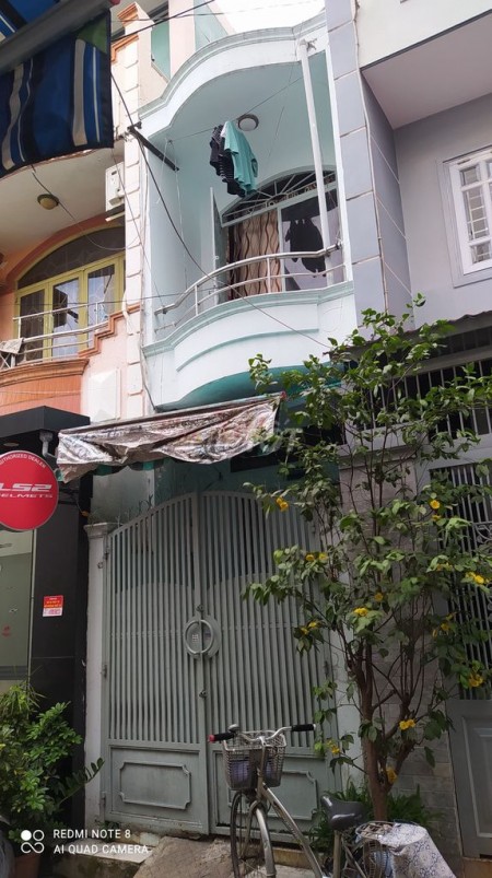 Có nhà đúc kiên cố Âu Cơ Quận 11 cần cho thuê nguyên căn giá 6 triệu/tháng dtsd 39m2