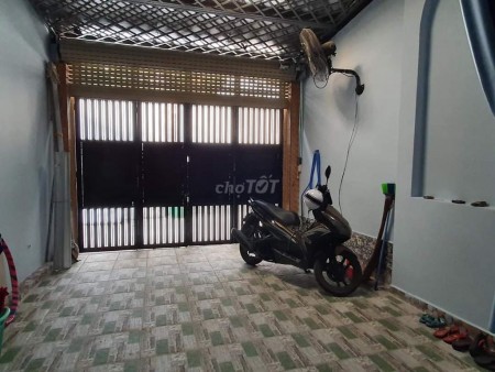 Nhà đường số 2, Quận Thủ Đức cần cho thuê nhà 80m2, có nội thất, giá 8.5 triệu/tháng