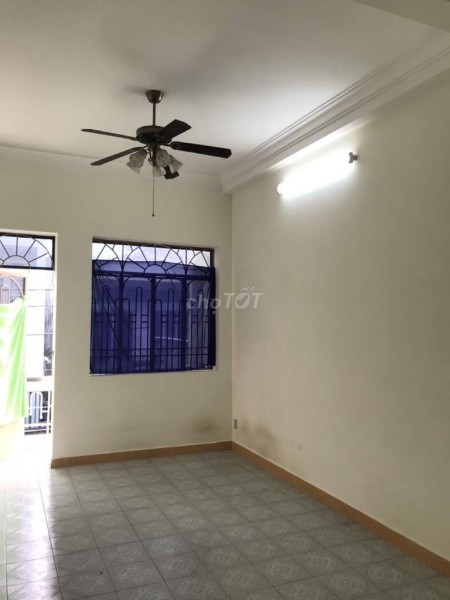 Khu dân cư Nguyên Văn Công, Quận Gò Vấp cần cho thuê nhà 70m2, giá 12 triệu/tháng