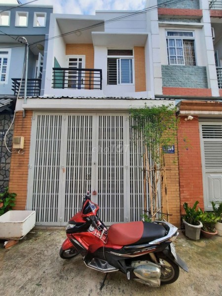 Cho thuê nhanh nhà Quận Thủ Dức, dt 60m2, 2 tầng, giá 8.5 triệu/tháng, lh 0937627088