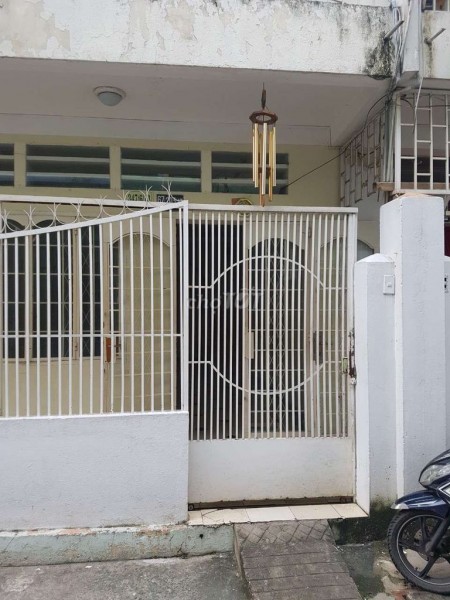 Cho thuê nhà rộng 96m2, còn mới, giá 10 triệu/tháng, hẻm 347 Chu Văn An, Bình Thạnh
