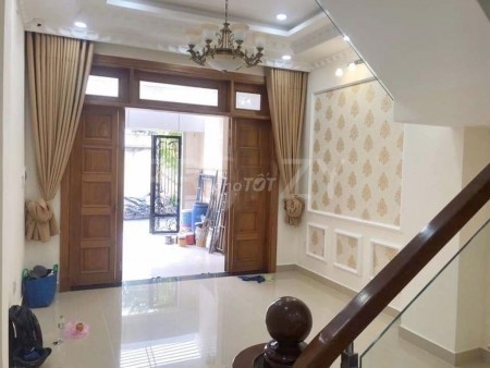 Đường Hiệp Bình, Thủ Đức cần cho thuê nhà 100m2, 3 tầng kiên có, giá 15 triệu/tháng