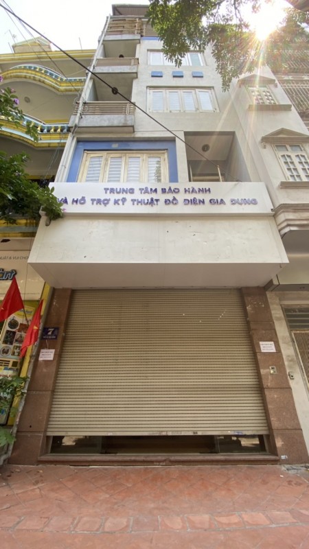 Cho thuê nhà phố Chùa Láng DT 60m2x5T, mặt tiền 3.5m phù hợp nhiều mô hình kinh doanh giá 22tr/th