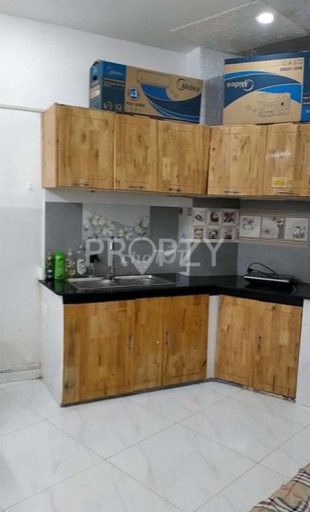 Nhà nguyên căn Quận Phú Nhuận rộng 70m2, 2 tầng, giá 11 triệu/tháng, lh 0901447994