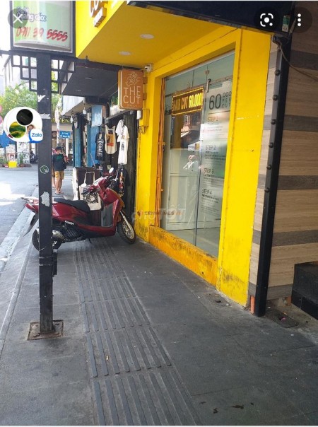 Cho thuê nhà mặt tiền 3 tầng đúc, còn mới, giá thoả thuận, dt 35m2, đc 216 Bùi Viện, Quận 1