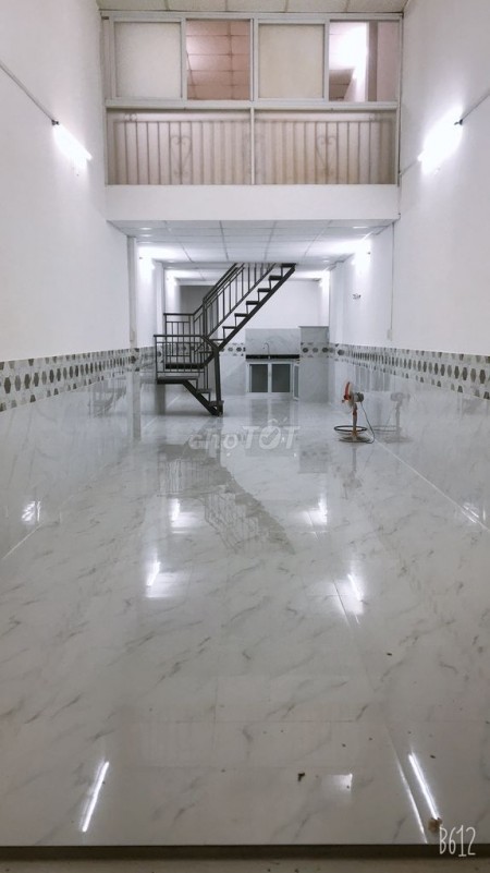 Cho thuê nhà khu chợ Phạm Đăng Giảng, dt 68m2, 1 trệt, 1 lửng, giá 7 triệu/tháng