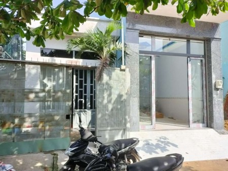 Hẻm an ninh 173/44/15 An Dương Vương cần cho thuê nhanh 3 pn, dt 120m2, giá 8 triệu/tháng