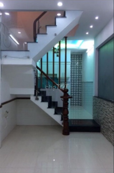 Trống nhà rộng 30m2, đường số 2, Gò Vấp, 1 trệt, 1 lầu đúc, 2 pn, giá 7.5 triệu/tháng