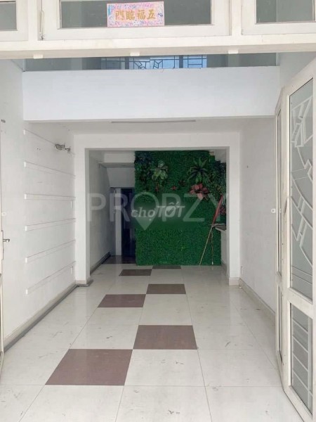 Đường Thành Thái, Quận 10 chủ cho thuê nhà dài hạn, hỗ trợ dịch 25 triệu/tháng, dt 54m2