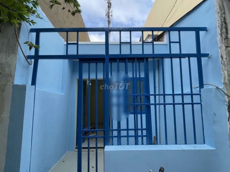 Cho thuê nhà nguyên căn Quận Bình Tân, dtsd 52m2, giá 4.5 triệu/tháng, cấp 4, lh 0784833979