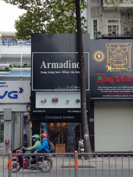 Chủ cho thuê nhà Quận 10, rộng 48m2, 2 tầng còn mới, giá 36 triệu/tháng, lh 0938841286