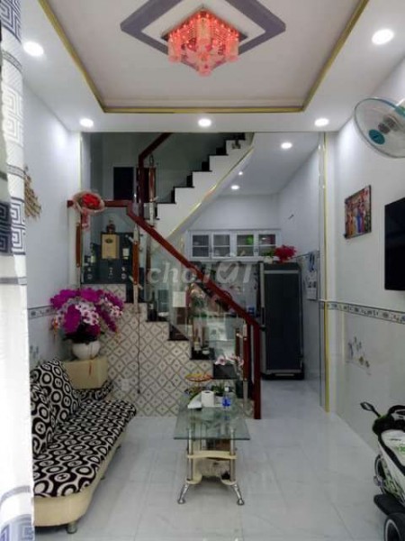 Đường số 3, Quận Gò Vấp cần cho thuê nhà 2 tầng đúc, 2 pn, giá cho thuê 6.5 triệu/tháng