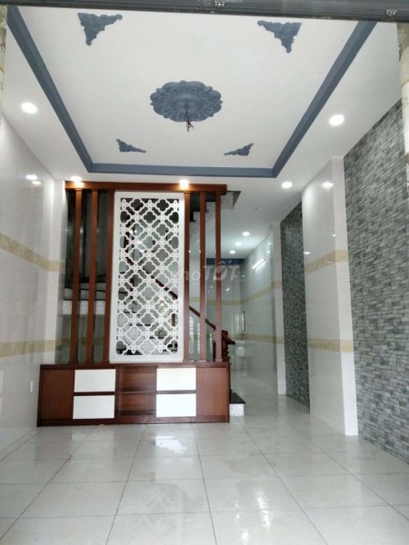 Khu dân cư hẻm 1244 Lê Đức Thọ cho thuê nhà 3 tầng đúc, dt 56m2, giá 9 triệu/tháng