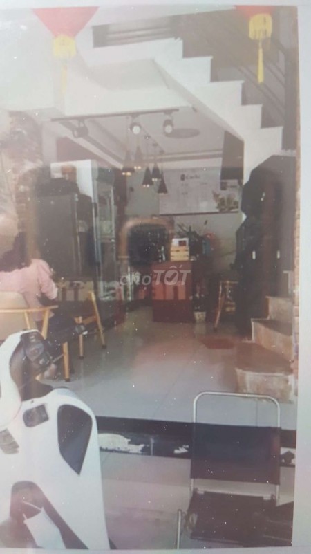 Nguyên căn 1 trệt, 4 lầu đúc, giá cho thuê 20 triệu/tháng, dt 60m2, Quách Đình Bảo