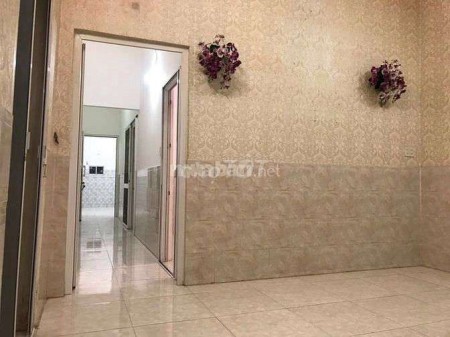 Mình cho thuê nhà nguyên căn dt 140m2, đúc kiên cố, giá 9 triệu/tháng, lh 0939380804