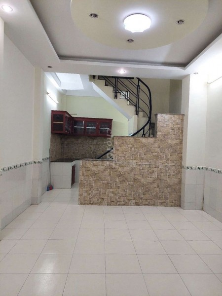 Nhà rộng 44m2, đúc kiên cố, giá 6 triệu/tháng, hẻm 206 Liên Khu 5-6, Bình Tân