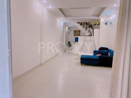 Chủ cần cho thuê nhà 150m2, 2 tầng đúc, còn mới, giá 15 triệu/tháng, Cách Mạng Tháng Tám, Tân Bình