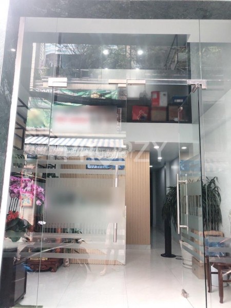 Cho thuê nhà 267.5m2, 5 tầng, giá cho thuê 35 triệu/tháng, mt Lê Văn Sỹ, Quận 3