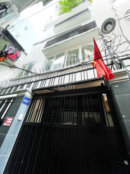 Trống nguyên căn chính chủ Quận 3 cần cho thuê giá 12 triệu/tháng, dtsd 25m2, lh 0909110494