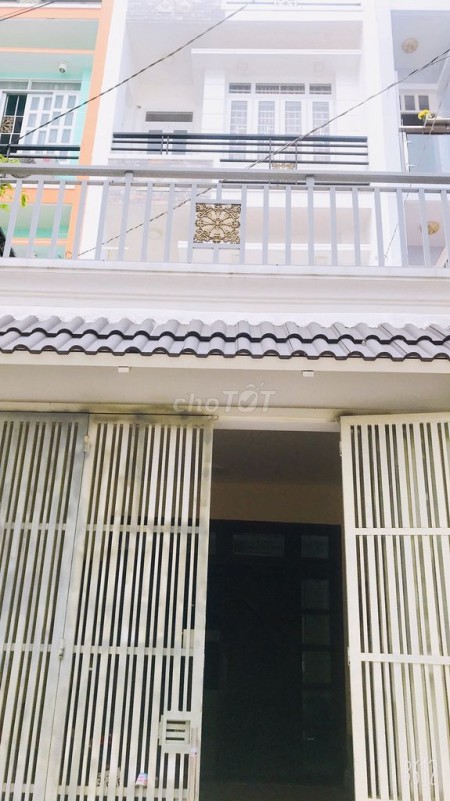 Hết hợp đồng thuê nên cần cho thuê nhà 166m2, đường Tô Ngọc Vân, Quận 12, giá 9.5 triệu/tháng