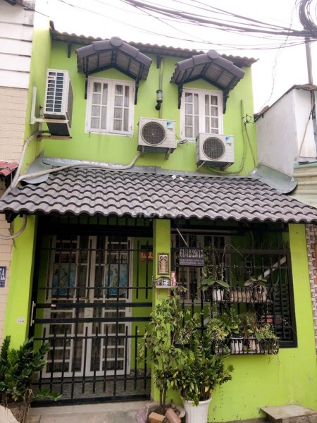 Thạnh Xuân 33, Quận 12, cho thuê nhà 1 trệt, 1 lầu diện tích 64m2, giá 4.2 triệu/tháng