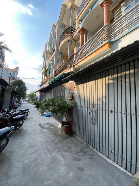 Lâm Thị Hố, Quận 12 cần cho thuê nhà nguyên căn 4 tầng đúc, giá 7.5 triệu/tháng, dt