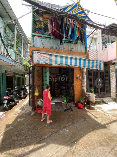 Nhà trống chủ cho thuê 1 trệt, 1 lầu rộng 35m2, giá 4 triệu/tháng, hẻm Ni Sư Huỳnh Liên