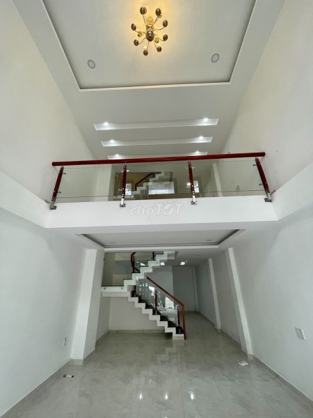 Khu nhà liền kề Quận 12 cần cho thuê nhà rộng 216m2, 4 tầng, giá 11 triệu/tháng, lh 0903384584