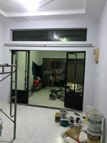 Hết hợp đồng cần cho thuê nhà 2 tầng đúc Quận Gò Vấp, dt 70m2, giá 9.5 triệu/tháng