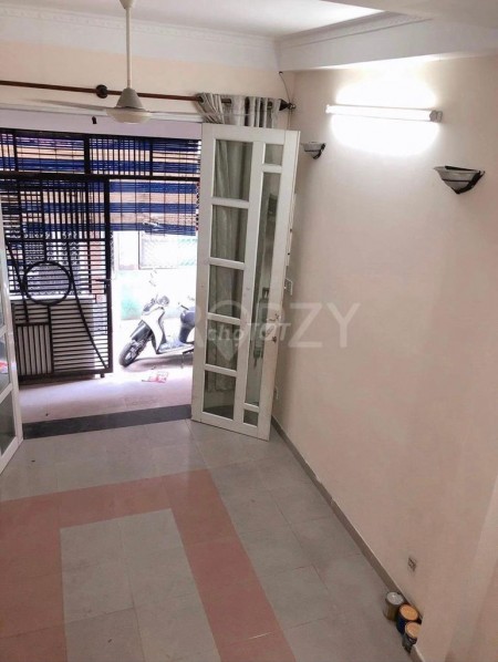 Hẻm Trần Đình Xu, Quận 1 cần cho thuê nhà rộng 83.9m2, 3 tầng, giá 14 triệu/tháng