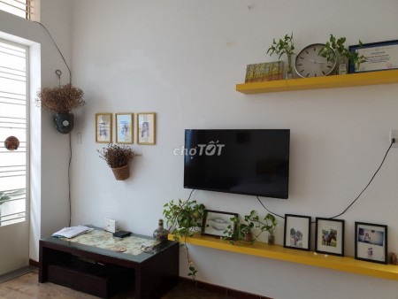 Trống nhà cần cho thuê nhà 30m2, 2 tầng, giá 12 triệu/tháng, hẻm Nguyễn Văn Trỗi, Phú Nhuận