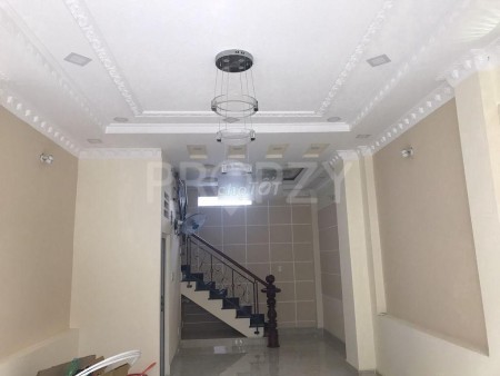 Nguyên căn diện tích 200m2, 5 tầng, giá 20 triệu/tháng, hẻm Chu Văn An, Quận Bình Thạnh