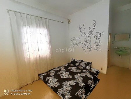 Mình cần cho thuê nhà 100m2 (5.5x15), đúc kiên cố, giá 10 triệu/tháng, đường Nguyễn Duy Cung